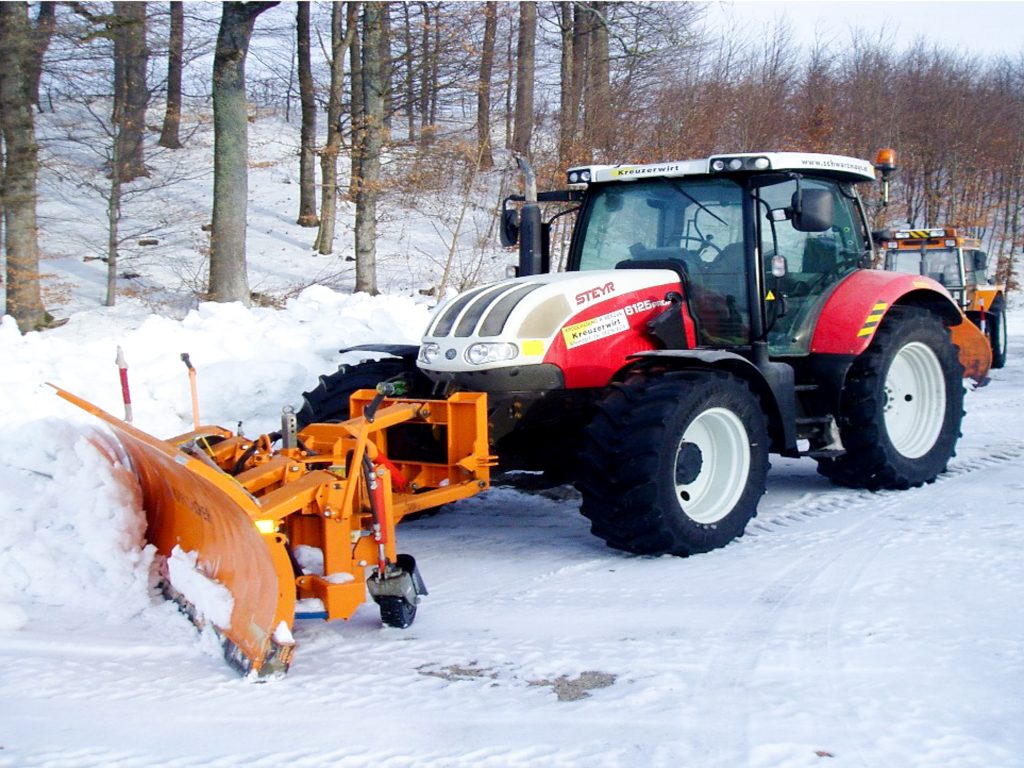 Kreuzerwirt Erdbewegung_Winterdienst 4