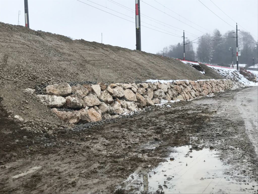 Kreuzerwirt - Stützmauer-14