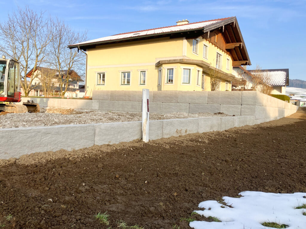 Kreuzerwirt - Stützmauer-20