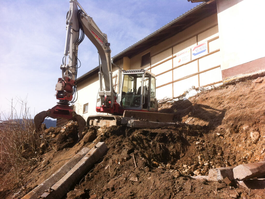 Kreuzerwirt - Stützmauer-5