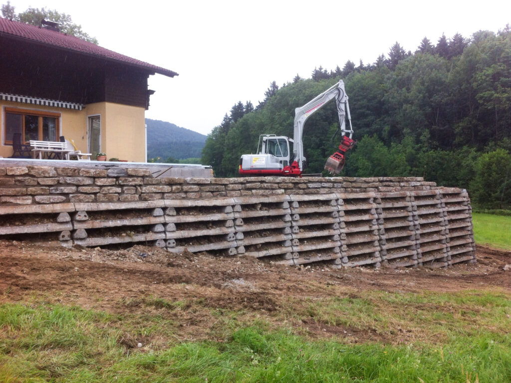 Kreuzerwirt - Stützmauer-8